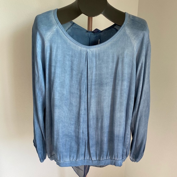 Grey Violet Tops - Grey‎ Violet Chambray Blue Top